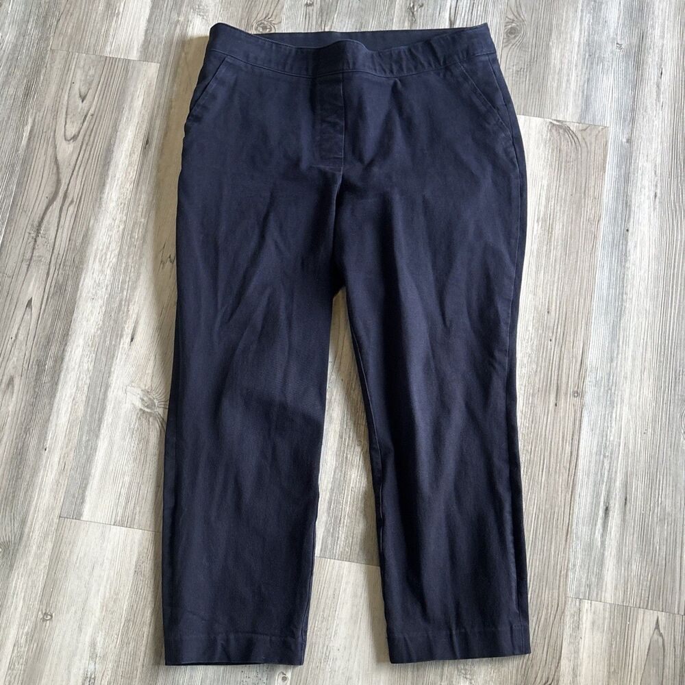 Spanx Pants Women’s Size Medium Navy Crop Slim Fit Classic Polished Stretch